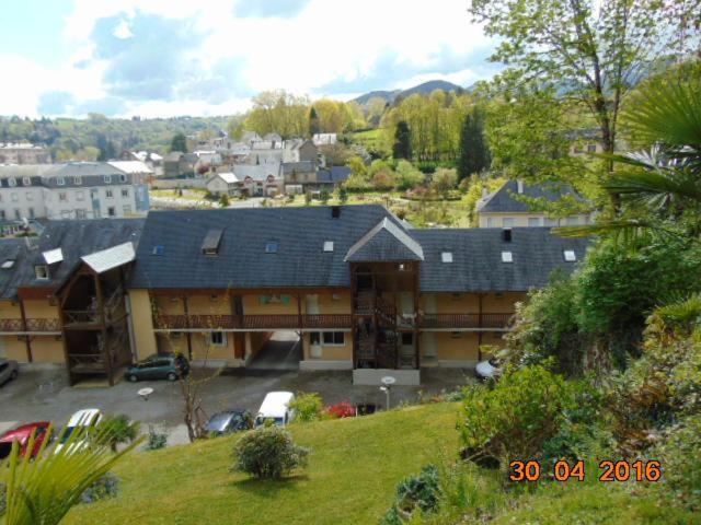 Studio Proche Des Thermes En Rez-De-Chaussee Avec Place De Parking Apartman Bagnères-de-Bigorre Kültér fotó